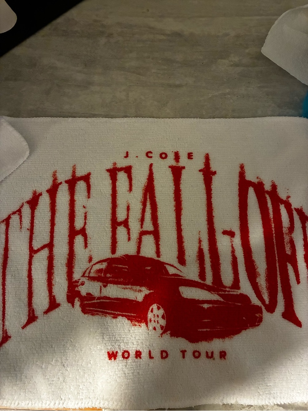 'The Fall Off' Red Graphic - Picture 2 of 2